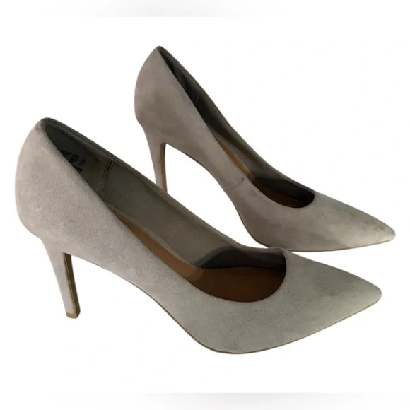 Christian Siriano Shoes Christian Siriano Womens Light Gray